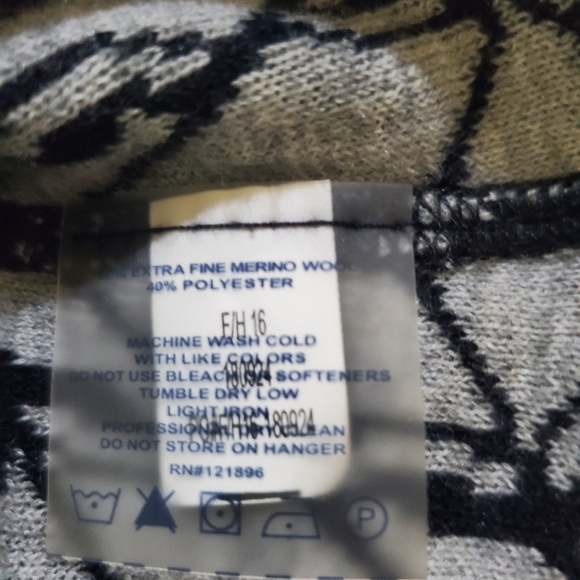 Wool mix black and white short VA reversible skirt No size, probably size Large - Picture 8 of 13